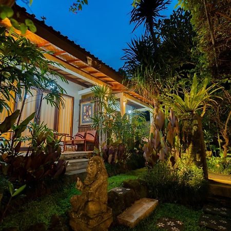 Desak Putu Putra Hidden Otel Ubud Dış mekan fotoğraf